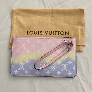 Louis Vuitton Neverfull MM Pouch Pink Lining Brown Leather ref.122687 -  Joli Closet